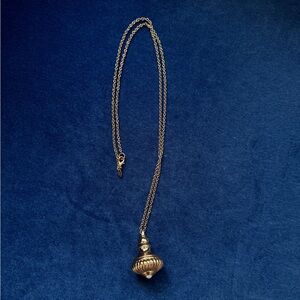 Joan Rivers Vintage Women’s‎ Pearl Gold plated Pendant Necklace